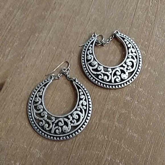 NWOT Boho Carved Earring Pendant Hoops - Picture 10 of 17